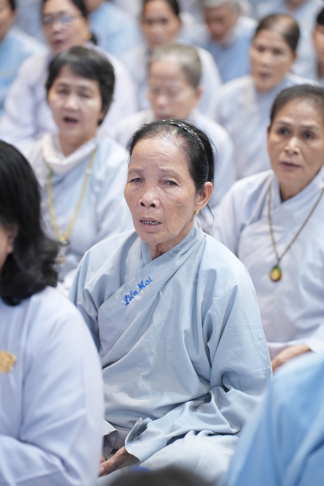 Khoá tu niệm Phật một ngày