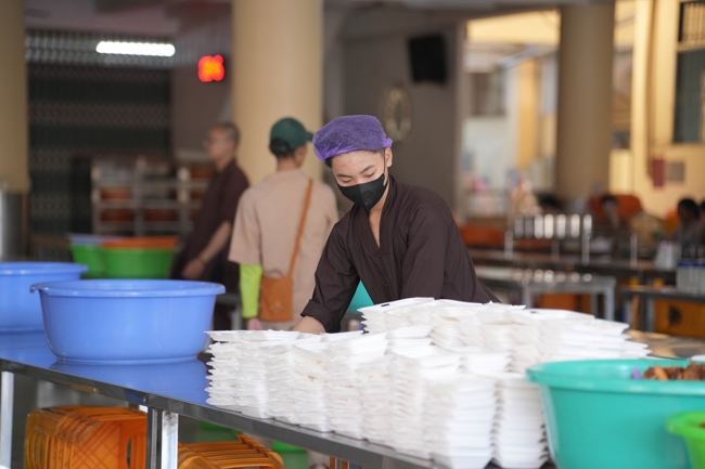 Khoá tu niệm Phật một ngày