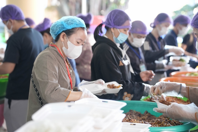 Khoá tu niệm Phật một ngày