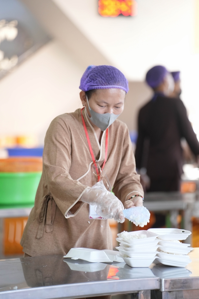 Khoá tu niệm Phật một ngày