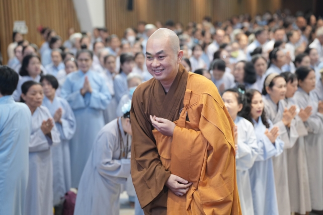 Khoá tu niệm Phật một ngày