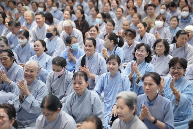 Khoá tu niệm Phật một ngày