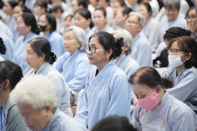 Khoá tu niệm Phật một ngày