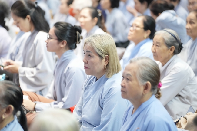 Khoá tu niệm Phật một ngày