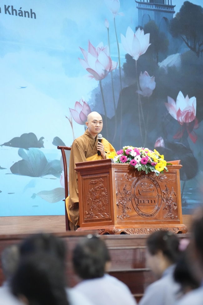 Khoá tu niệm Phật một ngày