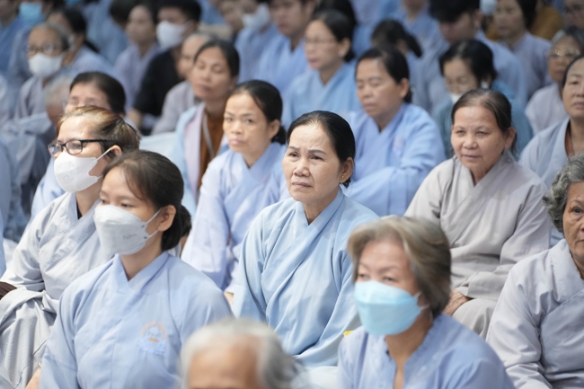 Khoá tu niệm Phật một ngày