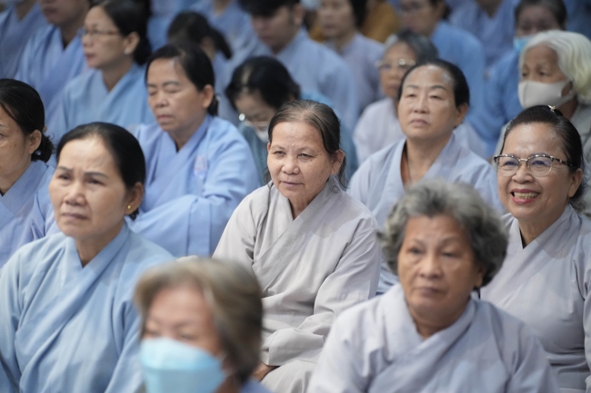 Khoá tu niệm Phật một ngày