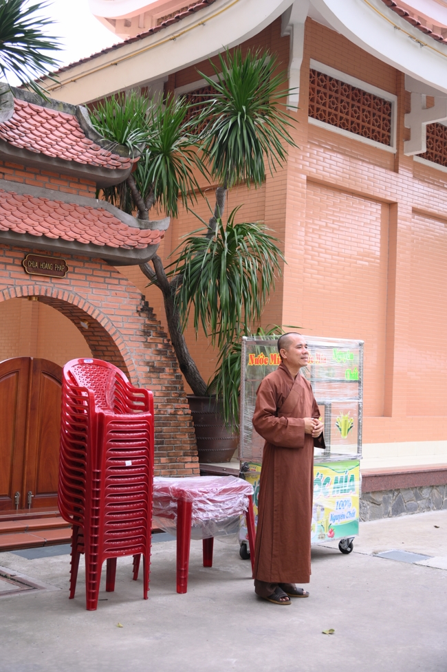 Chương trình từ thiện “Phương tiện nghĩa tình”