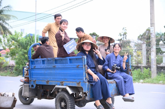 Chương trình từ thiện “Phương tiện nghĩa tình”