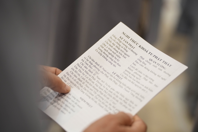 Dharma talk Having no practice is very suffering - Senior Thich Tri Hue in the 107th Seven-day Retreat