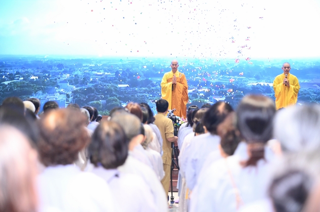 Nhập khóa Khóa tu Phật thất - lần 107