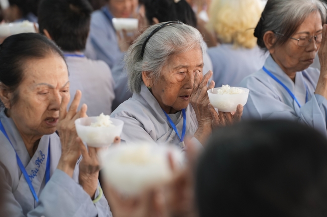 Pháp thoại Lời nhắn gửi sau cùng của thiên tài Steve Jobs” – Thượng toạ Thích Phước Tiến | Khóa tu Phật thất 107.