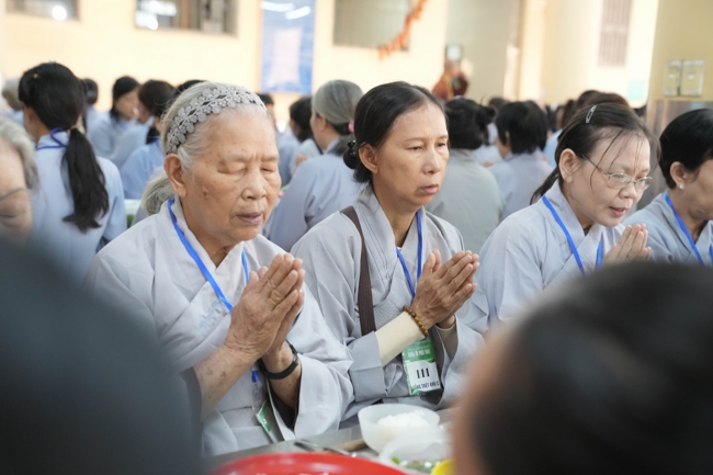 Pháp thoại Lời nhắn gửi sau cùng của thiên tài Steve Jobs” – Thượng toạ Thích Phước Tiến | Khóa tu Phật thất 107.