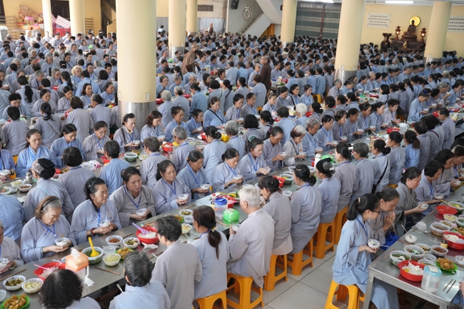 Pháp thoại Lời nhắn gửi sau cùng của thiên tài Steve Jobs” – Thượng toạ Thích Phước Tiến | Khóa tu Phật thất 107.