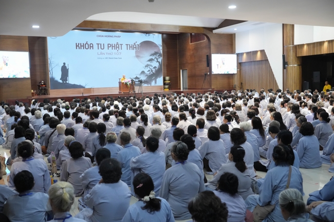 Pháp thoại Lời nhắn gửi sau cùng của thiên tài Steve Jobs” – Thượng toạ Thích Phước Tiến | Khóa tu Phật thất 107.