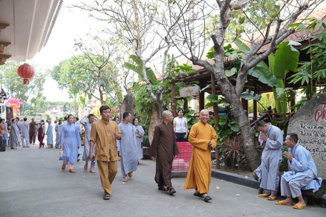 Pháp thoại Lời nhắn gửi sau cùng của thiên tài Steve Jobs” – Thượng toạ Thích Phước Tiến | Khóa tu Phật thất 107.