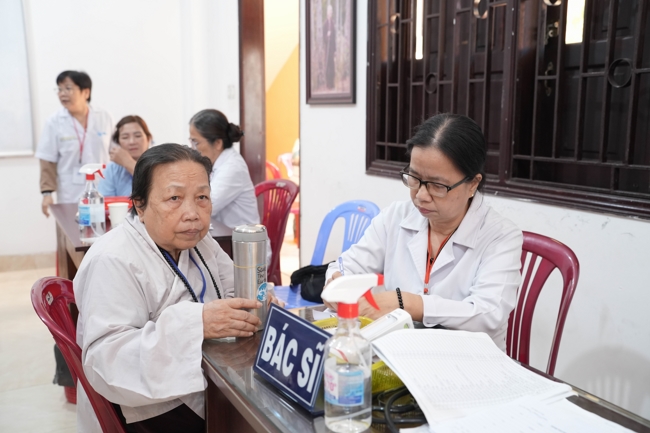 Pháp thoại Lời nhắn gửi sau cùng của thiên tài Steve Jobs” – Thượng toạ Thích Phước Tiến | Khóa tu Phật thất 107.