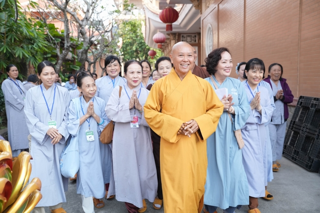 Pháp thoại Lời nhắn gửi sau cùng của thiên tài Steve Jobs” – Thượng toạ Thích Phước Tiến | Khóa tu Phật thất 107.