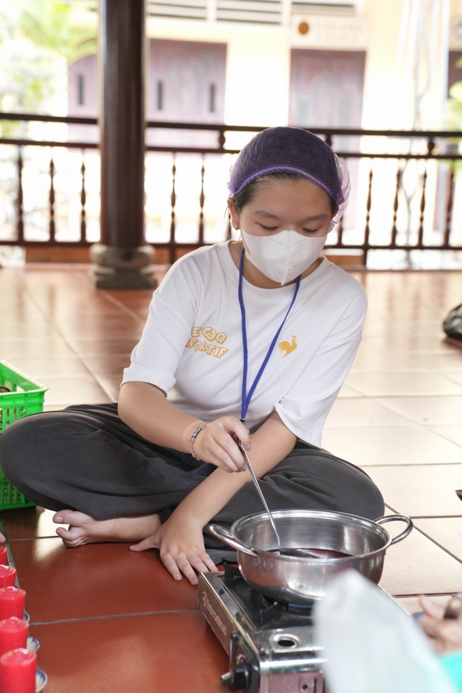 Công tác chuẩn bị đại lễ hoa đăng kỷ niệm đức Phật A-di-đà năm 2026