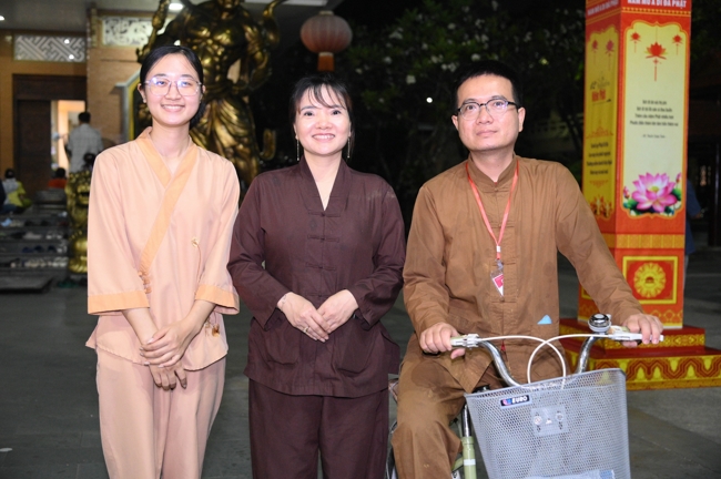 Công tác chuẩn bị đại lễ hoa đăng kỷ niệm đức Phật A-di-đà năm 2026