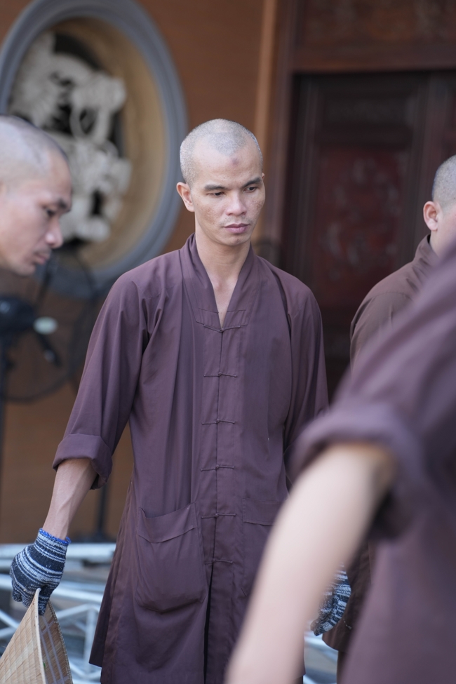 Công tác chuẩn bị đại lễ hoa đăng kỷ niệm đức Phật A-di-đà năm 2026