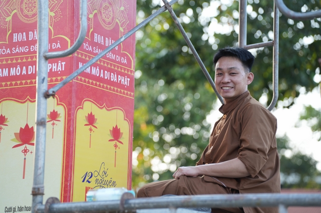 Công tác chuẩn bị đại lễ hoa đăng kỷ niệm đức Phật A-di-đà năm 2026