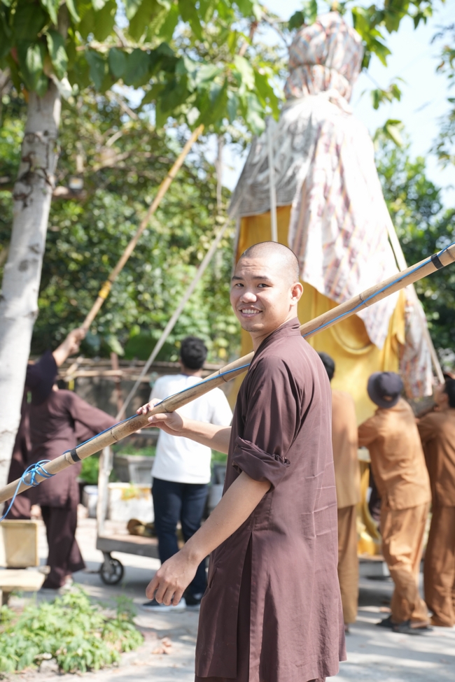 Công tác chuẩn bị đại lễ hoa đăng kỷ niệm đức Phật A-di-đà năm 2026