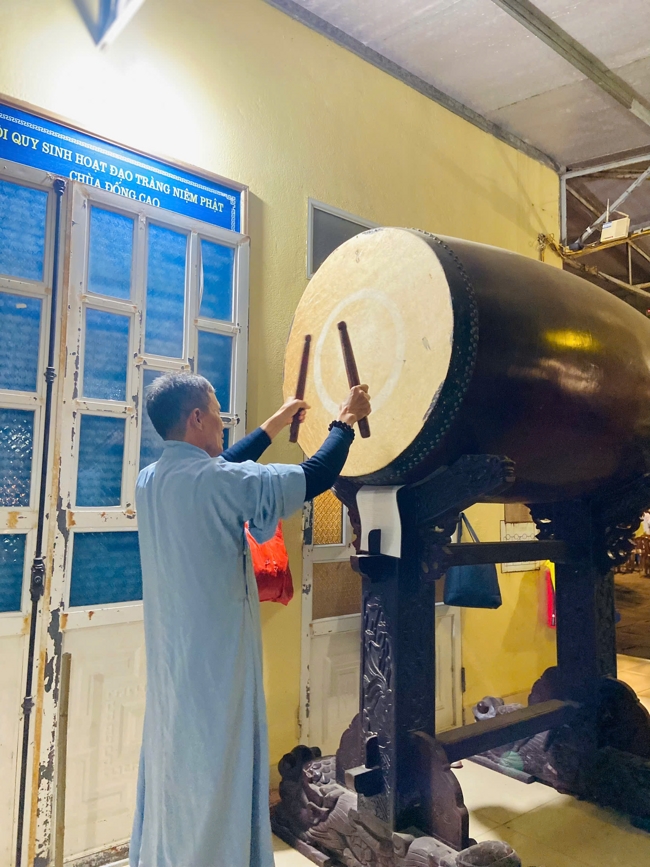 Chùa Đống Cao – Thanh Hóa: Lễ Hoa đăng mừng ngày khánh đản Đức Phật A Di Đà và đón năm mới 2026