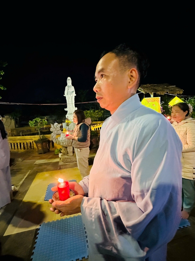 Chùa Đống Cao – Thanh Hóa: Lễ Hoa đăng mừng ngày khánh đản Đức Phật A Di Đà và đón năm mới 2026