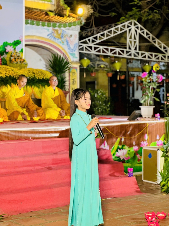 Chùa Đống Cao – Thanh Hóa: Lễ Hoa đăng mừng ngày khánh đản Đức Phật A Di Đà và đón năm mới 2026