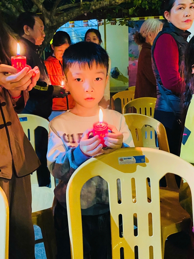 Chùa Đống Cao – Thanh Hóa: Lễ Hoa đăng mừng ngày khánh đản Đức Phật A Di Đà và đón năm mới 2026