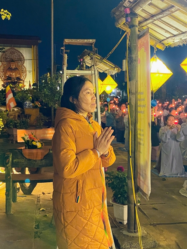 Chùa Đống Cao – Thanh Hóa: Lễ Hoa đăng mừng ngày khánh đản Đức Phật A Di Đà và đón năm mới 2026