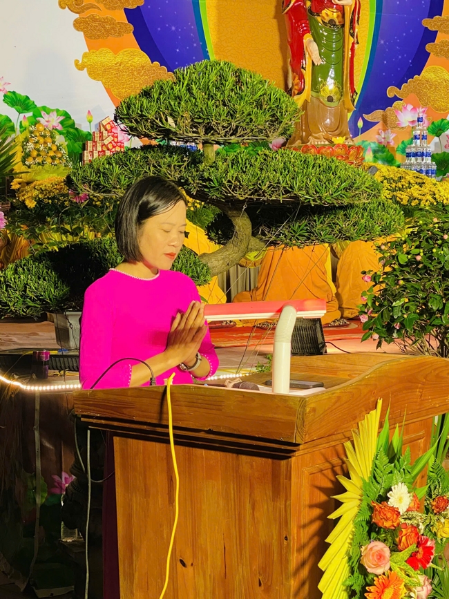 Chùa Đống Cao – Thanh Hóa: Lễ Hoa đăng mừng ngày khánh đản Đức Phật A Di Đà và đón năm mới 2026