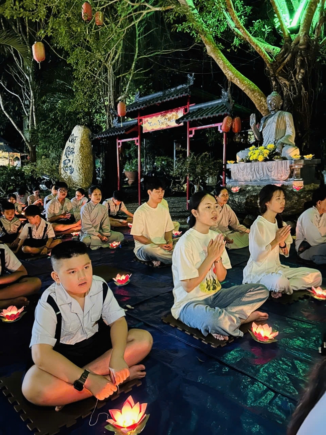 Chùa Nhất Pháp - Đồng Nai: Lễ Hoa đăng vía Đức Phật A Di Đà