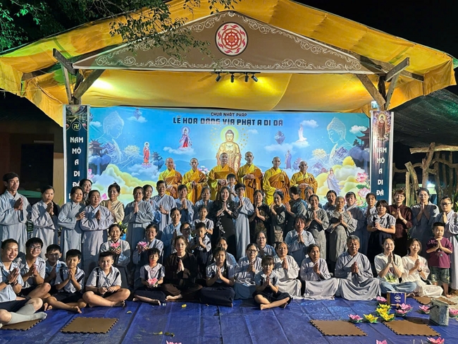 Chùa Nhất Pháp - Đồng Nai: Lễ Hoa đăng vía Đức Phật A Di Đà