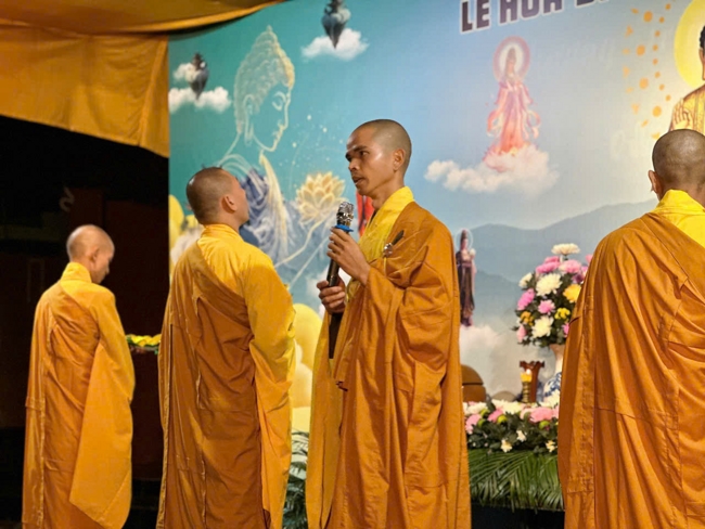 Chùa Nhất Pháp - Đồng Nai: Lễ Hoa đăng vía Đức Phật A Di Đà