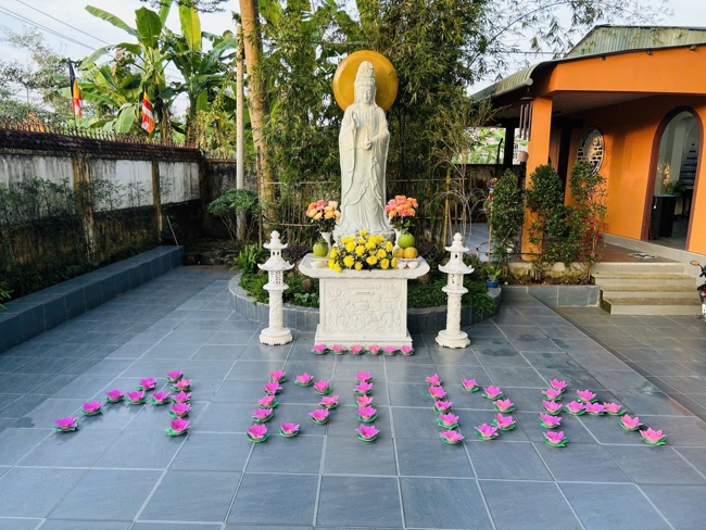 Chùa Nhất Pháp - Đồng Nai: Lễ Hoa đăng vía Đức Phật A Di Đà