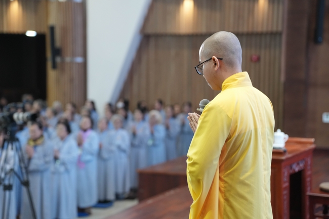 Pháp thoại “Suy nghĩ về tín ngưỡng và từ thiện” – Đại đức Thích Tâm Luân | Khóa tu Phật thất 107.