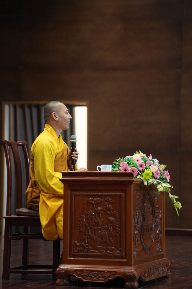 Pháp thoại “Suy nghĩ về tín ngưỡng và từ thiện” – Đại đức Thích Tâm Luân | Khóa tu Phật thất 107.