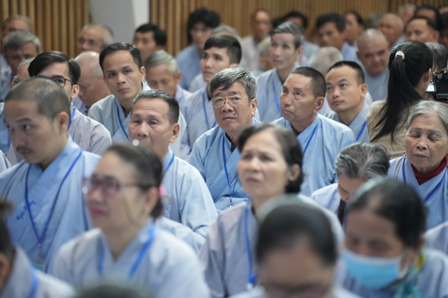 Pháp thoại “Suy nghĩ về tín ngưỡng và từ thiện” – Đại đức Thích Tâm Luân | Khóa tu Phật thất 107.