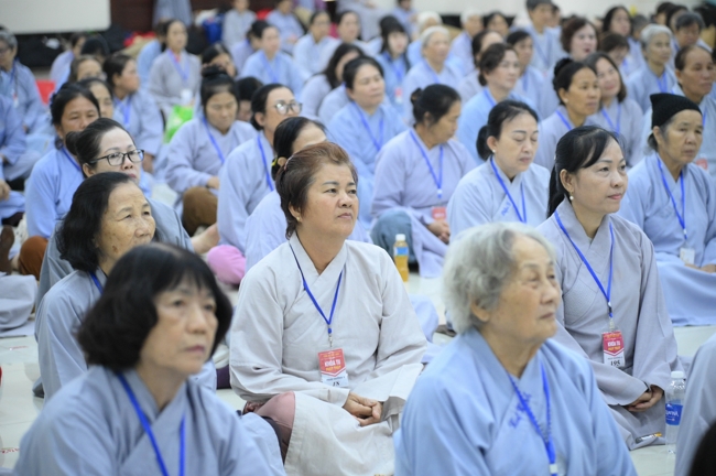 Pháp thoại “Suy nghĩ về tín ngưỡng và từ thiện” – Đại đức Thích Tâm Luân | Khóa tu Phật thất 107.