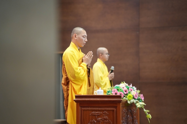 Pháp thoại “Suy nghĩ về tín ngưỡng và từ thiện” – Đại đức Thích Tâm Luân | Khóa tu Phật thất 107.