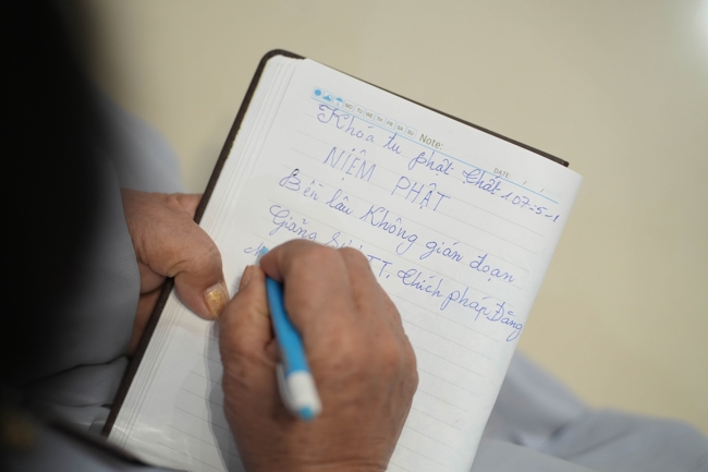 Pháp thoại Niệm Phật bền lâu không gián đoạn - TT. Thích Pháp Đăng | Khoá tu Phật thất 107.