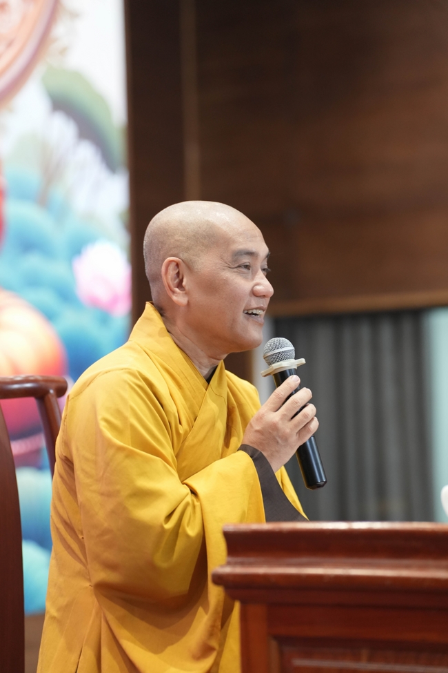 Pháp thoại Niệm Phật bền lâu không gián đoạn - TT. Thích Pháp Đăng | Khoá tu Phật thất 107.