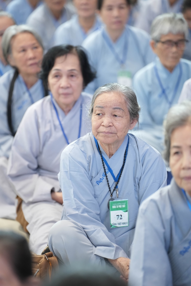 Pháp thoại Niệm Phật bền lâu không gián đoạn - TT. Thích Pháp Đăng | Khoá tu Phật thất 107.