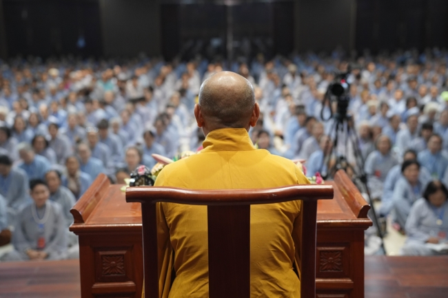 Pháp thoại Niệm Phật bền lâu không gián đoạn - TT. Thích Pháp Đăng | Khoá tu Phật thất 107.