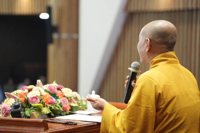 Pháp thoại Niệm Phật bền lâu không gián đoạn - TT. Thích Pháp Đăng | Khoá tu Phật thất 107.