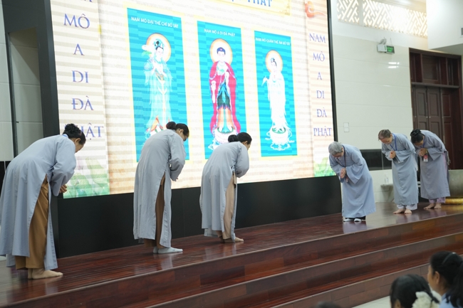 Khai khóa Khóa Tu Phật Thất – lần 107