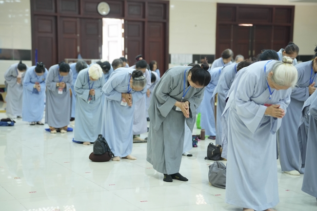 Khai khóa Khóa Tu Phật Thất – lần 107