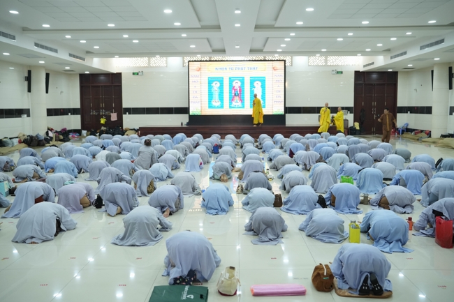 Khai khóa Khóa Tu Phật Thất – lần 107